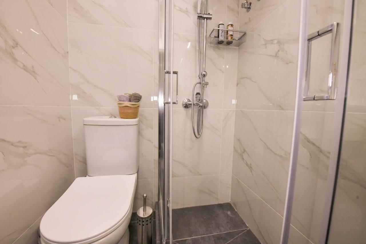 Modern, Comfortable Apartment, In The Heart Of The City_2 Лариса Екстер'єр фото